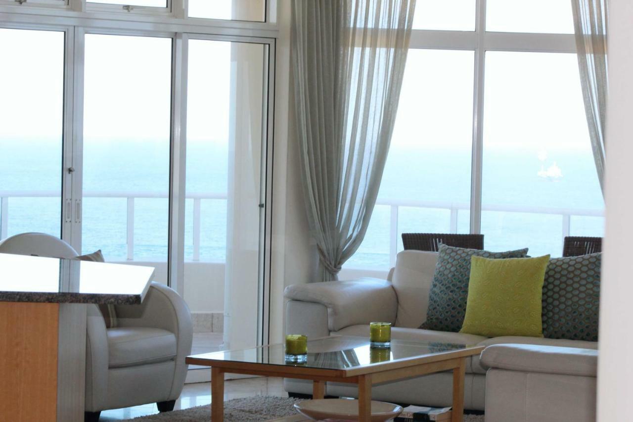 Unit 1101 Oyster Rock Apartment Durban Bagian luar foto